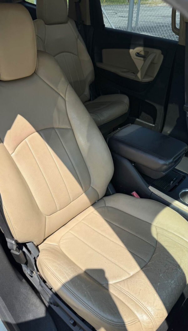 2012 Chevrolet Traverse · LTZ - Image 11