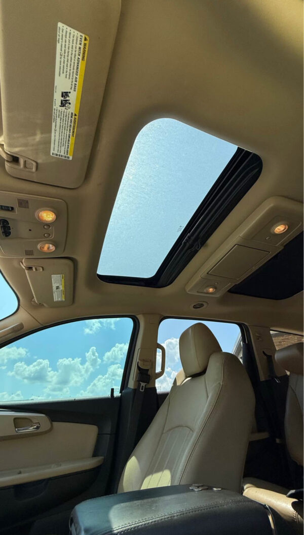 2012 Chevrolet Traverse · LTZ - Image 10