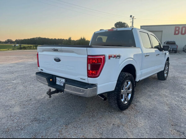 2021 Ford F-150 · XLT Pickup 4D 5 1/2 ft - Image 6