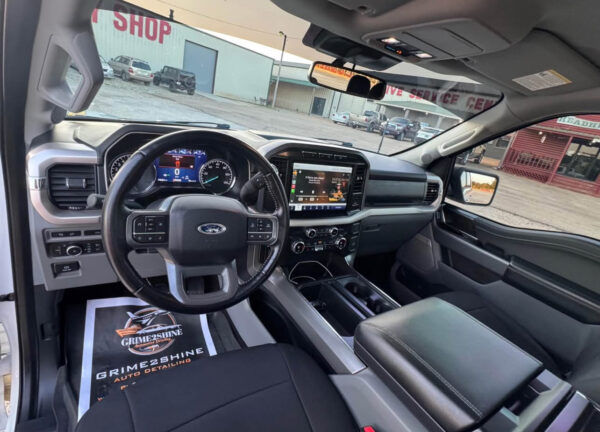 2021 Ford F-150 · XLT Pickup 4D 5 1/2 ft - Image 12