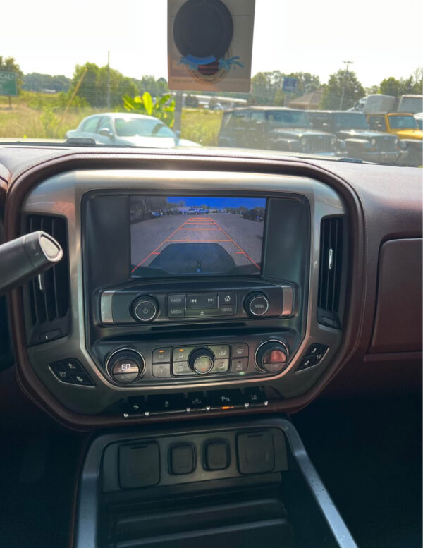 2014 Chevrolet Silverado 1500 Crew Cab · High Country Pickup 4D 5 3/4 ft - Image 9