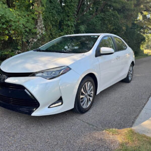 2018 Toyota Corolla · XLE Sedan 4D