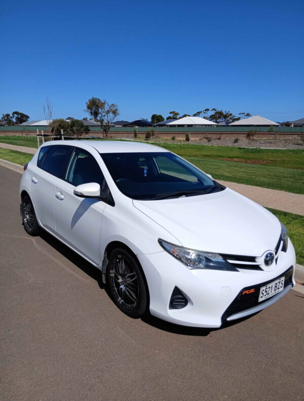 2014 Toyota Corolla - Image 4
