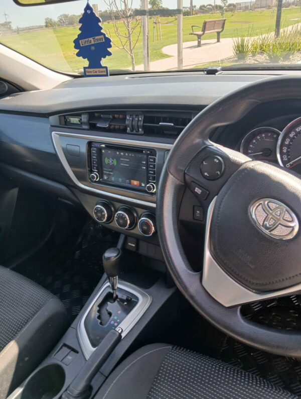 2014 Toyota Corolla - Image 11