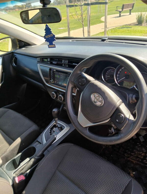 2014 Toyota Corolla - Image 12